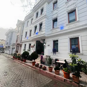 Maritime Hotel
