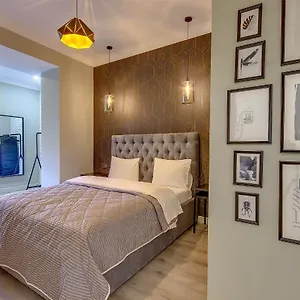 https://opera-apartments.hotels-of-almaty.com